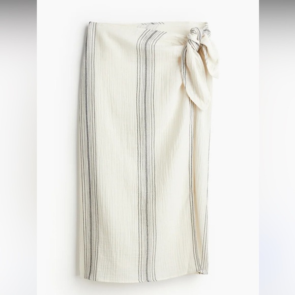 NEW H&M Cotton Wrapover Sarong | Cream‎ & Black Striped | M/L - Picture 1 of 13